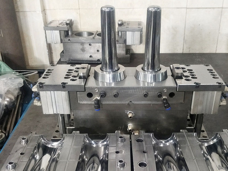 纳溪模具制造-05