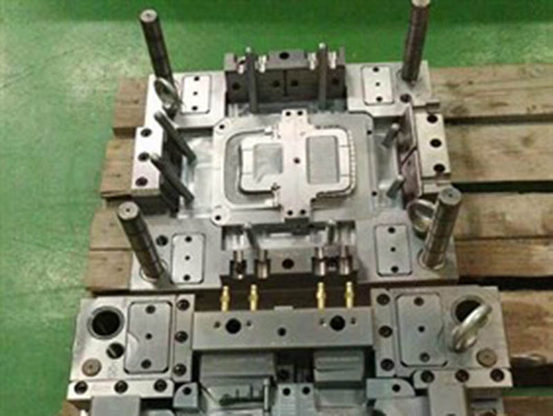 纳溪模具制造-06